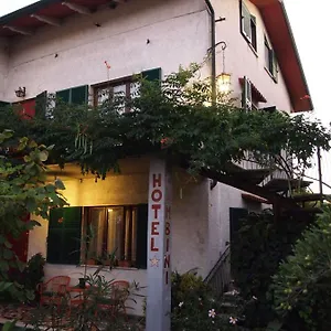 Casa Cambini Bed & Breakfast Marina di Massa